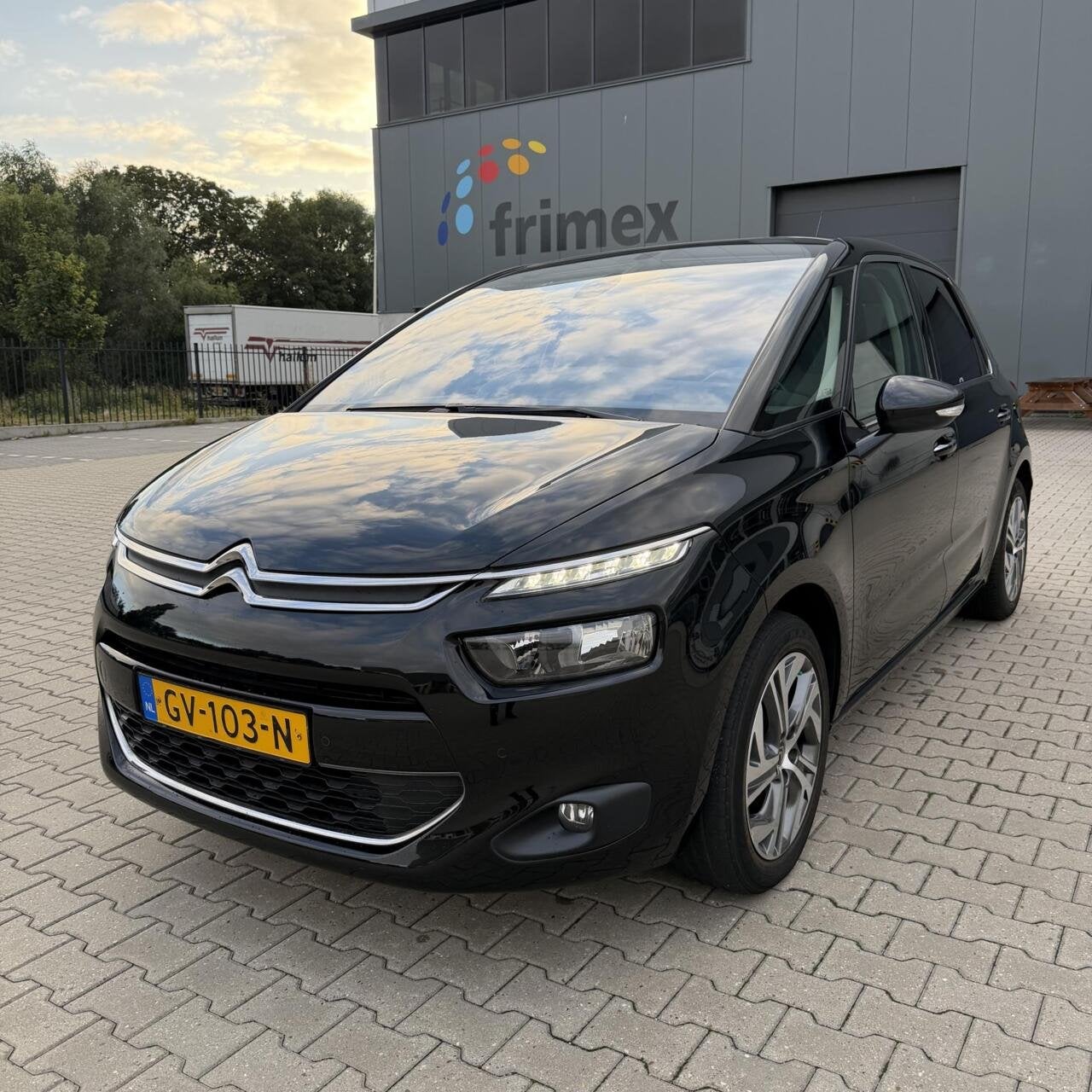 Citroen C4 Picasso 1.2 2015 | NW DISTRIBUTIE RIEM & APK, Auto's, Citroën, Voorwielaandrijving, Gebruikt, Euro 6, 1199 cc