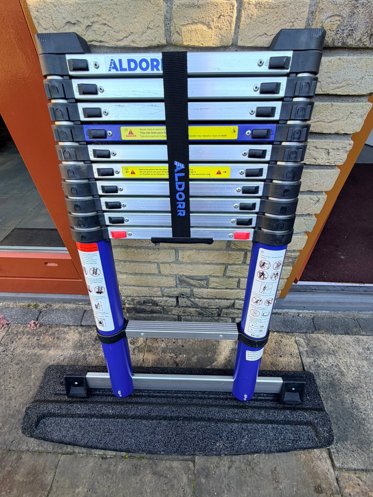 Uitschuifbare ladder