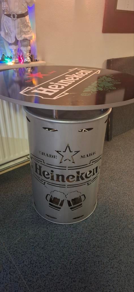 Heineken statafel / biertafel, Ophalen