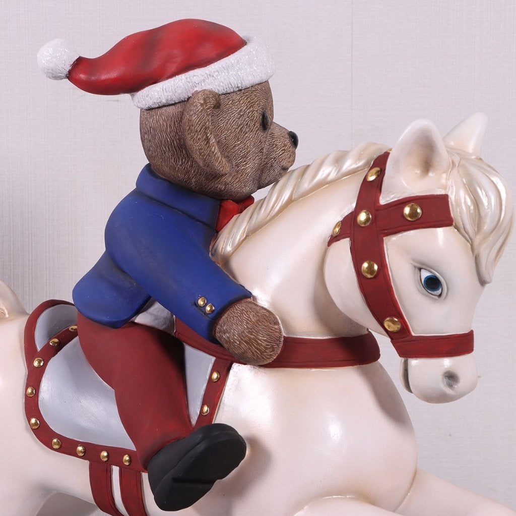 Christmas Bear on rocking horse 93 x 82 x 32 cm, Ophalen, HorecaBeelden, Nieuw, HorecaBeelden