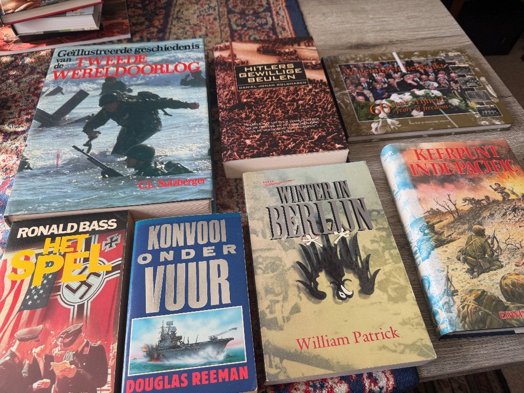 7 Oorlogsboeken. zie voor de titels de foto's., Boeken, Oorlog en Militair, Ophalen of Verzenden, Tweede Wereldoorlog, Zo goed als nieuw