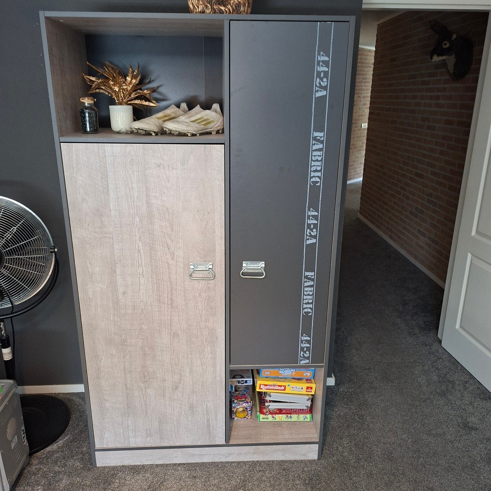 mooie kleding kast, Ophalen, Zo goed als nieuw