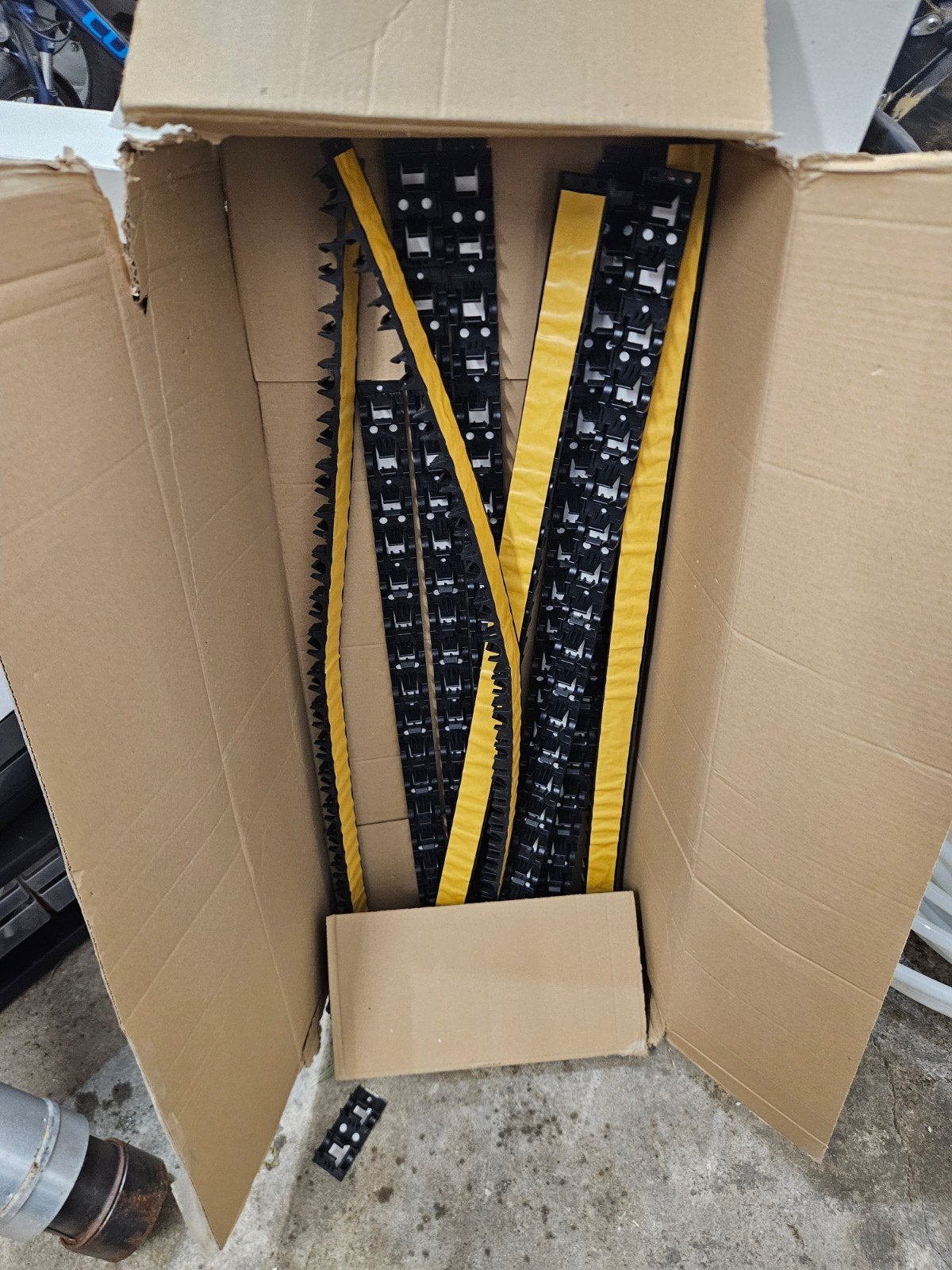 9.7m wandverwarming clips voor 14, 16 en 18mm slangen, Doe-het-zelf en Verbouw, Verwarming en Radiatoren, Ophalen of Verzenden