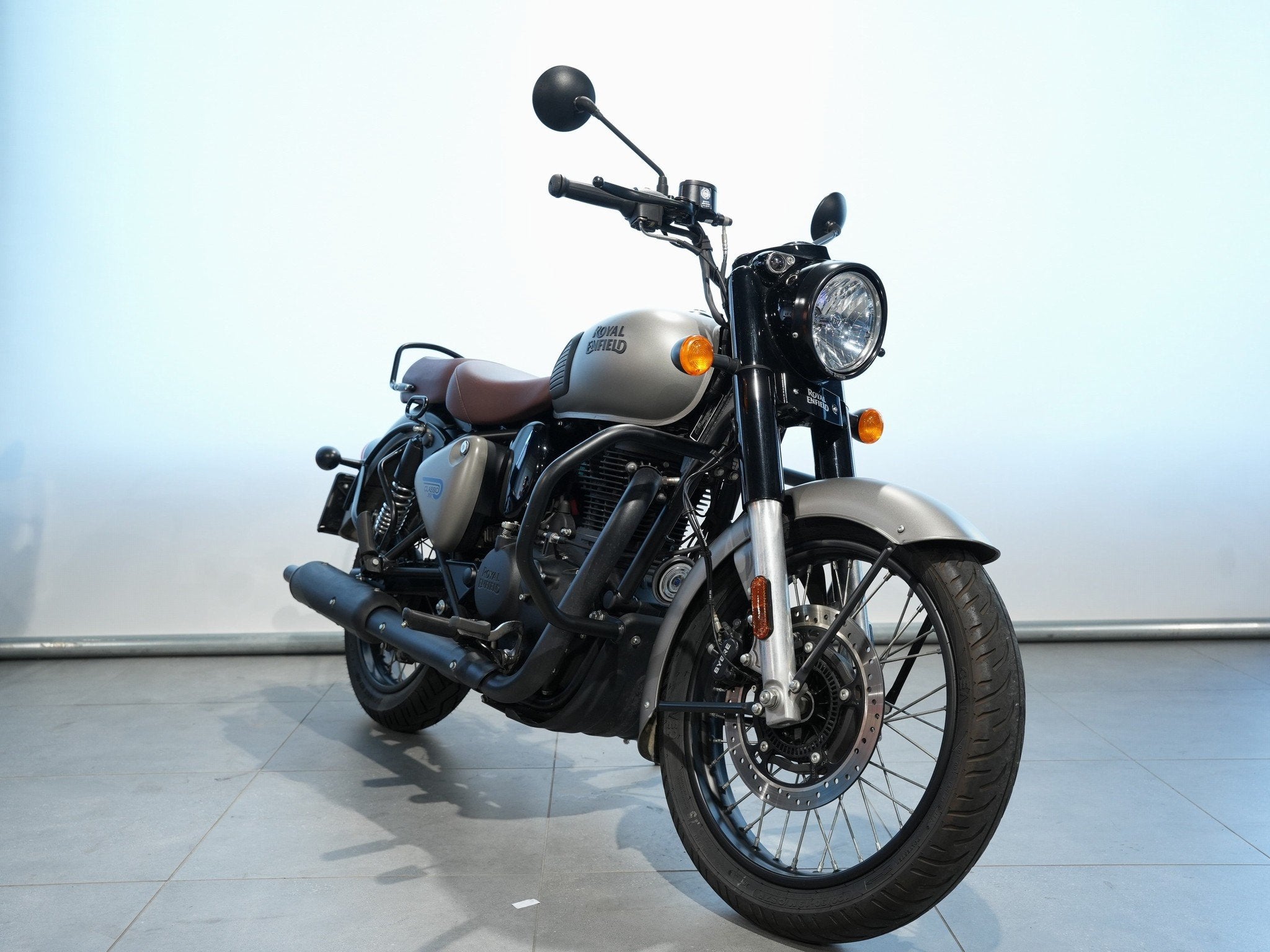 Royal-Enfield CLASSIC 350 (bj 2023), Motoren, Motoren | Royal Enfield, Lorentzlaan 14
3401 MX  IJSSELSTEIN UT, Bedrijf, Overig