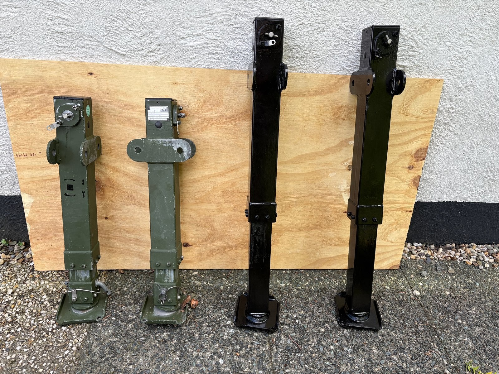 4 Aluminium aanhanger stelpoten 15Ton/st izgst, Ophalen, Zo goed als nieuw