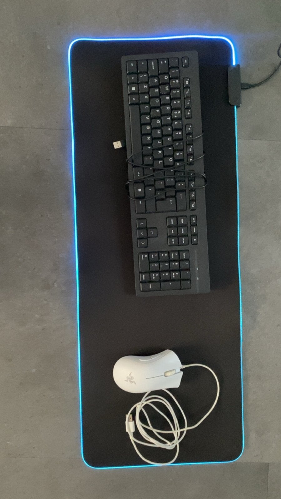 Gaming set. Toetsenbord, gaming muis en rgb muismat., Computers en Software, Muismatten, Ophalen, Gaming muismat, Zo goed als nieuw