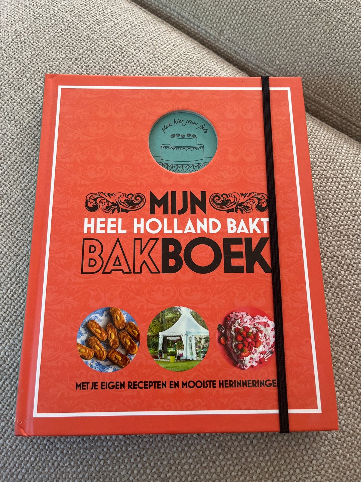 Diverse - Heel Holland Bakt - Mijn bakboek, Diverse, Ophalen of Verzenden, Zo goed als nieuw, Nederland en België