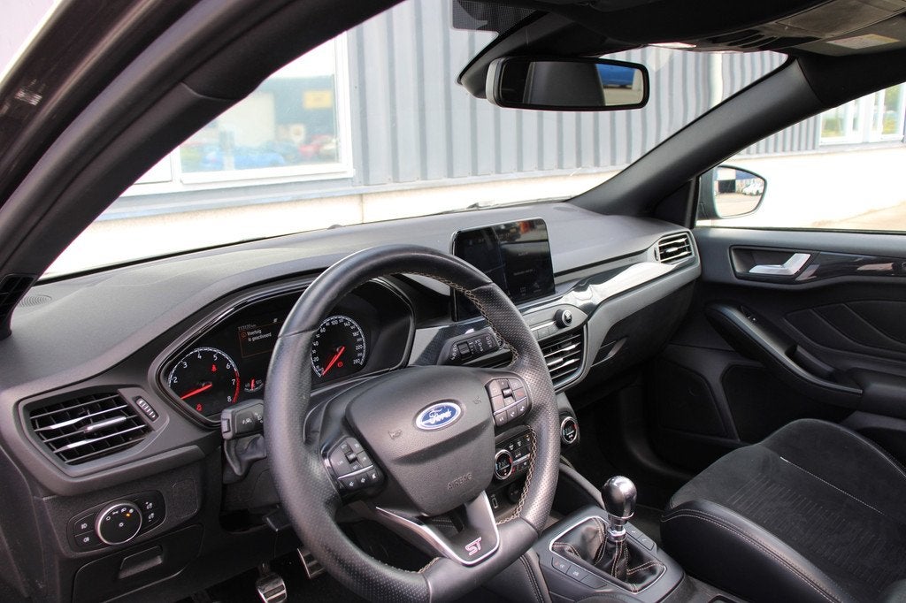 Ford Focus 2.3 ST-3 Performance BTW Pano Recaro Leder Launch, Auto's, 1408 kg, Gebruikt, Zwart, 4 cilinders