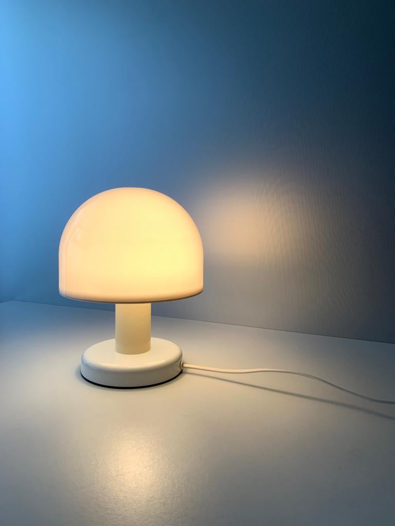 Guzzini desk lamp 70s silence of the lamps, Ophalen of Verzenden, Gebruikt, Kunststof