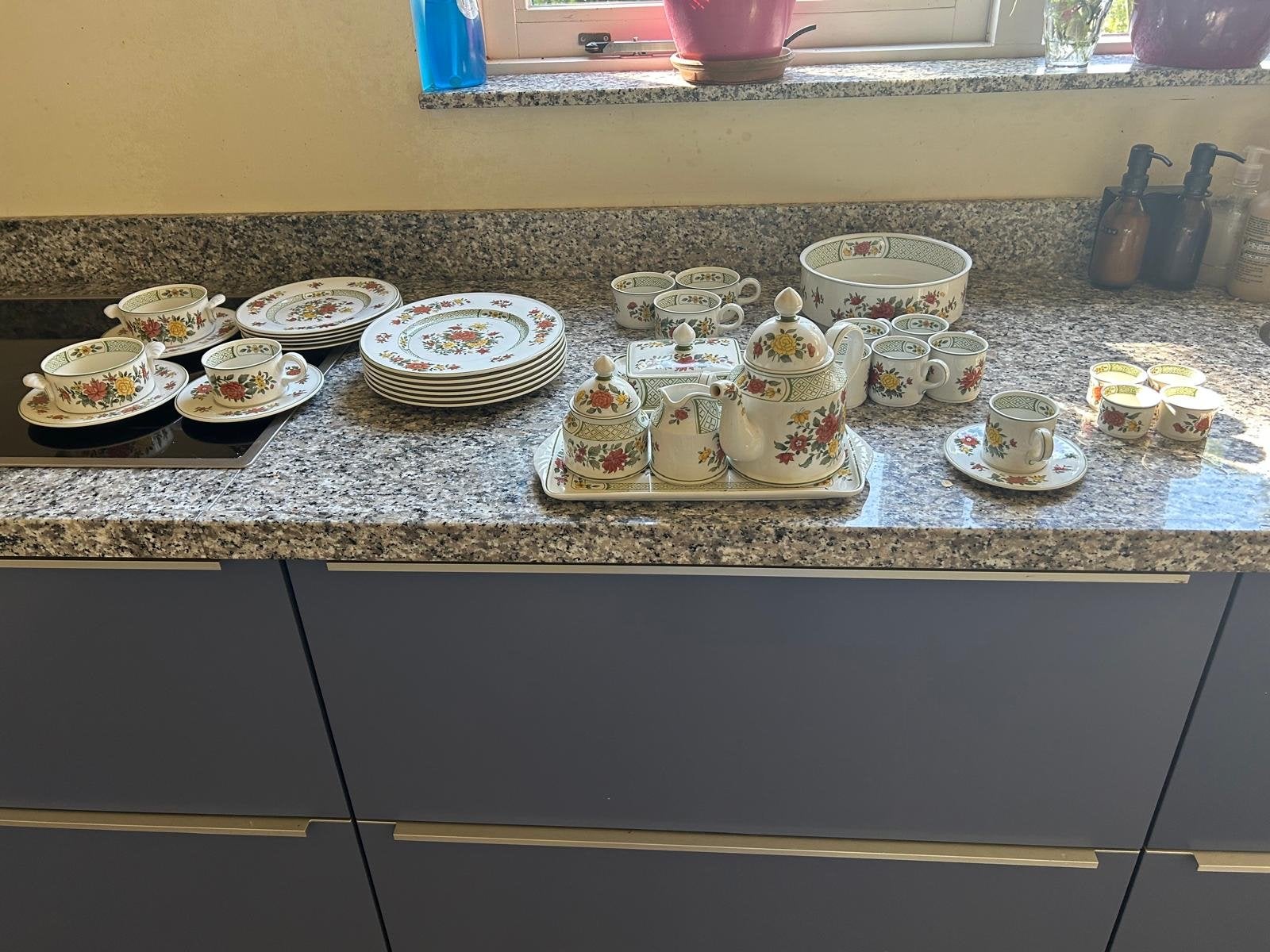 Villeroy & Boch Summerday Servies - Gedeeltelijk, Huis en Inrichting, Gebruikt, Klassiek, Ophalen of Verzenden, Porselein