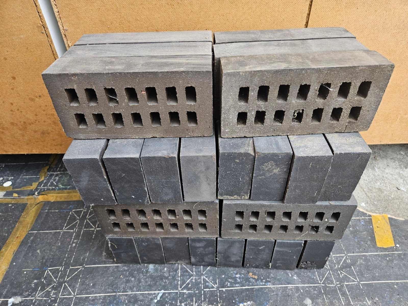 Zwarte bakstenen (30 stuks) 20,6x5x9,5cm, Ophalen, Bakstenen