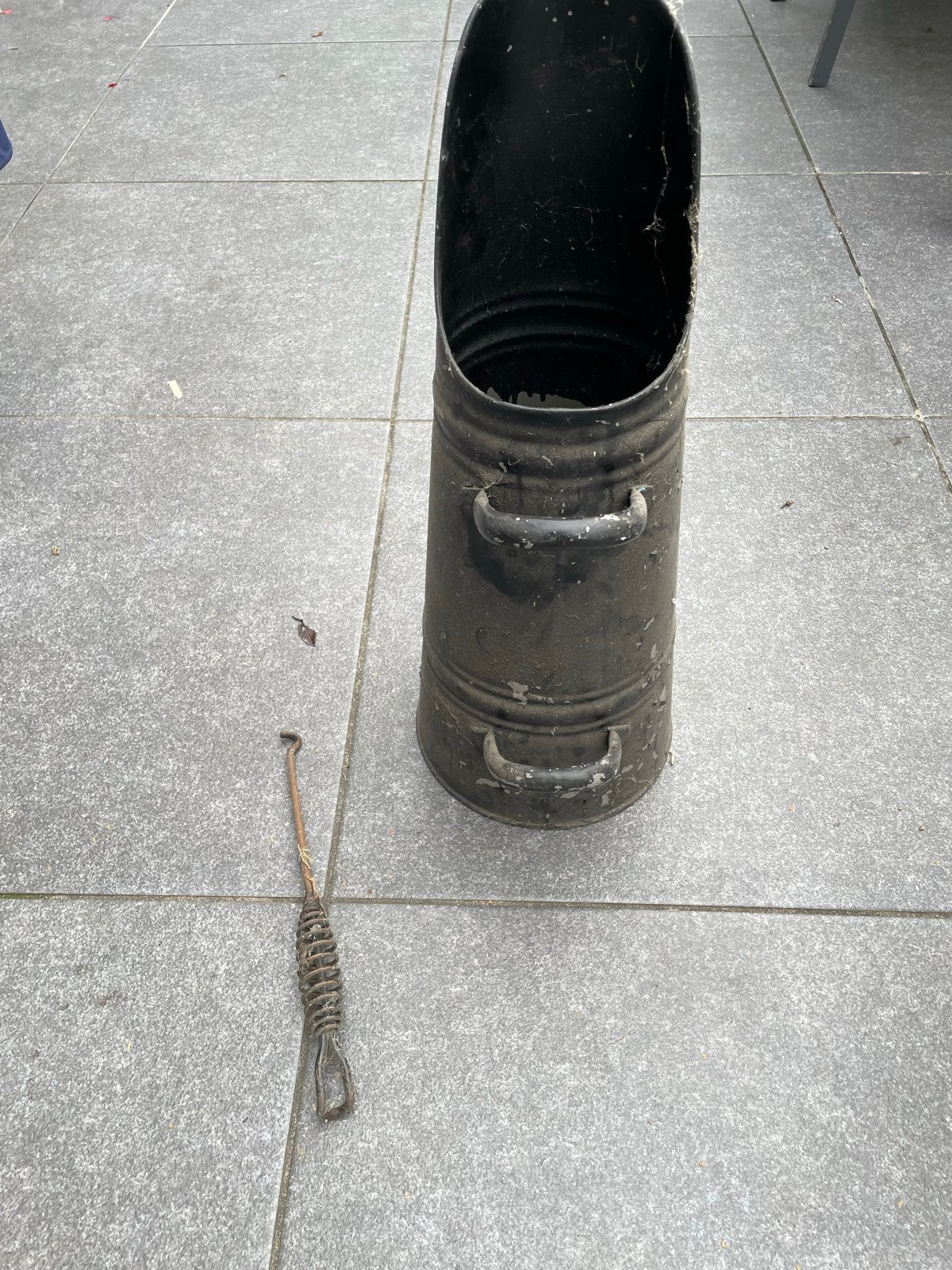 Vintage kolenemmer met pook, Ophalen