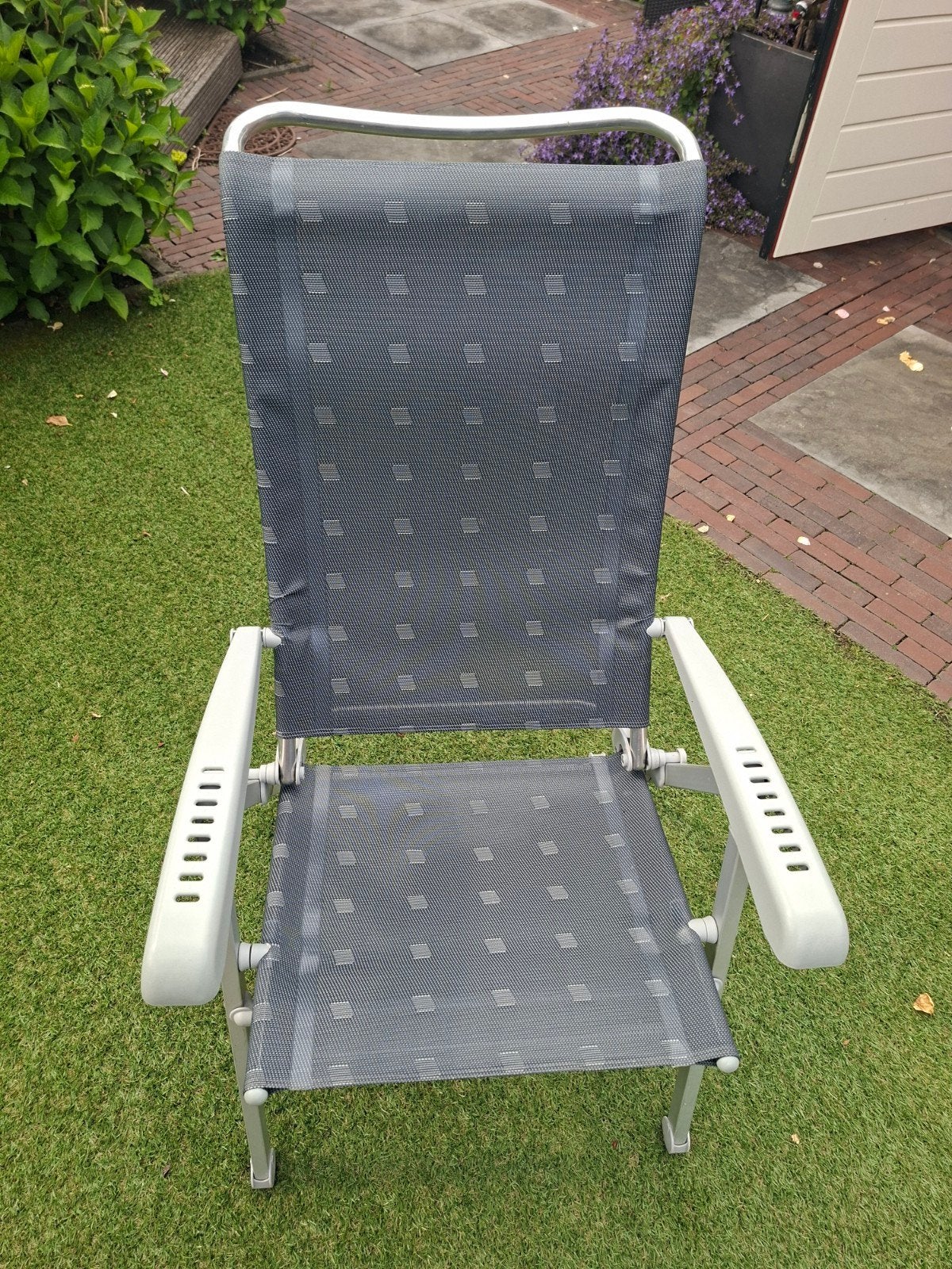 4 Campingstoelen en tafel, Ophalen of Verzenden, Campingstoel