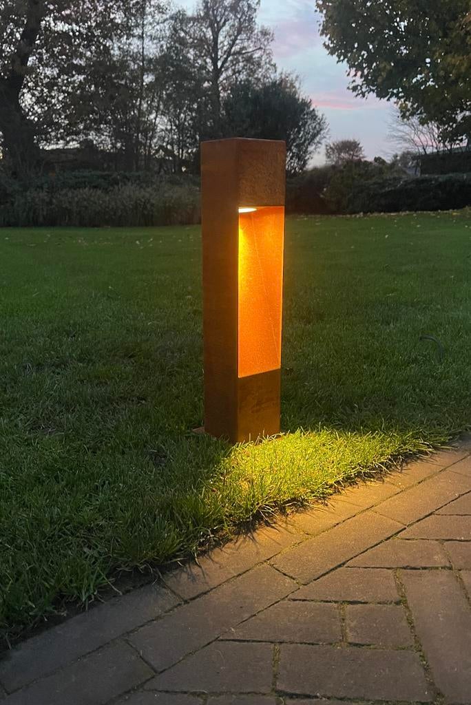 Stijlvolle Cortenstalen Tuinverlichting | LightLux, Tuin en Terras, Staal, Minder dan 50 watt, Staande lamp, Nieuw