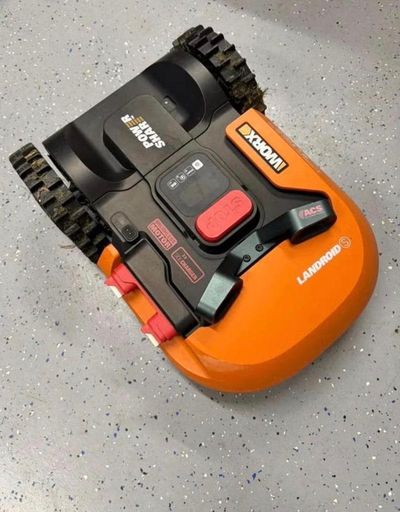 Worx Landroid S300 robotmaaier met ACS anti-bots sensor, Tuin en Terras, Robotmaaiers, Ophalen of Verzenden, Gebruikt, 20 tot 25 cm