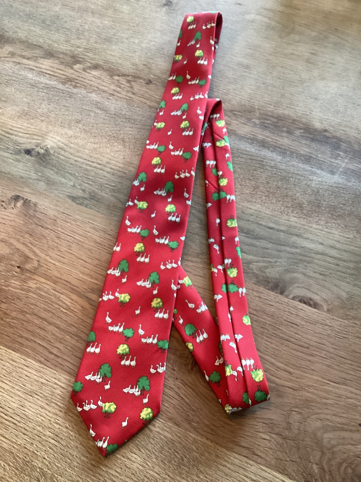Stropdas gans, Verzenden, Gedragen, Rood