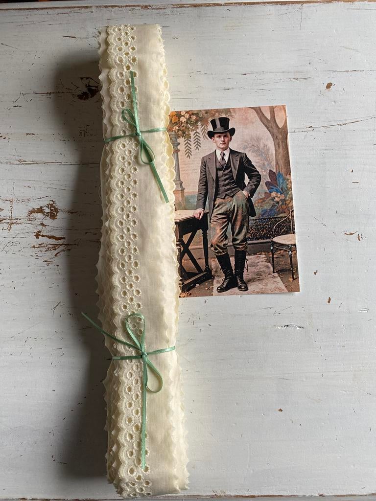 Antiek broderie 16+m, Antiek en Kunst, Ophalen of Verzenden