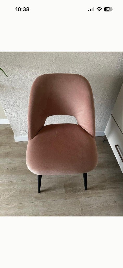 Roze fluwelen stoelen 4x, Huis en Inrichting, Stoelen, Ophalen, Gebruikt, Overige kleuren, Vier