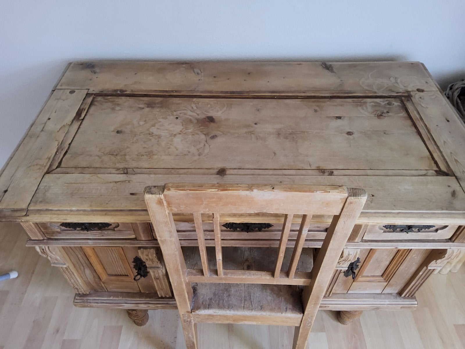 Antiek houten bureau met stoel, Ophalen