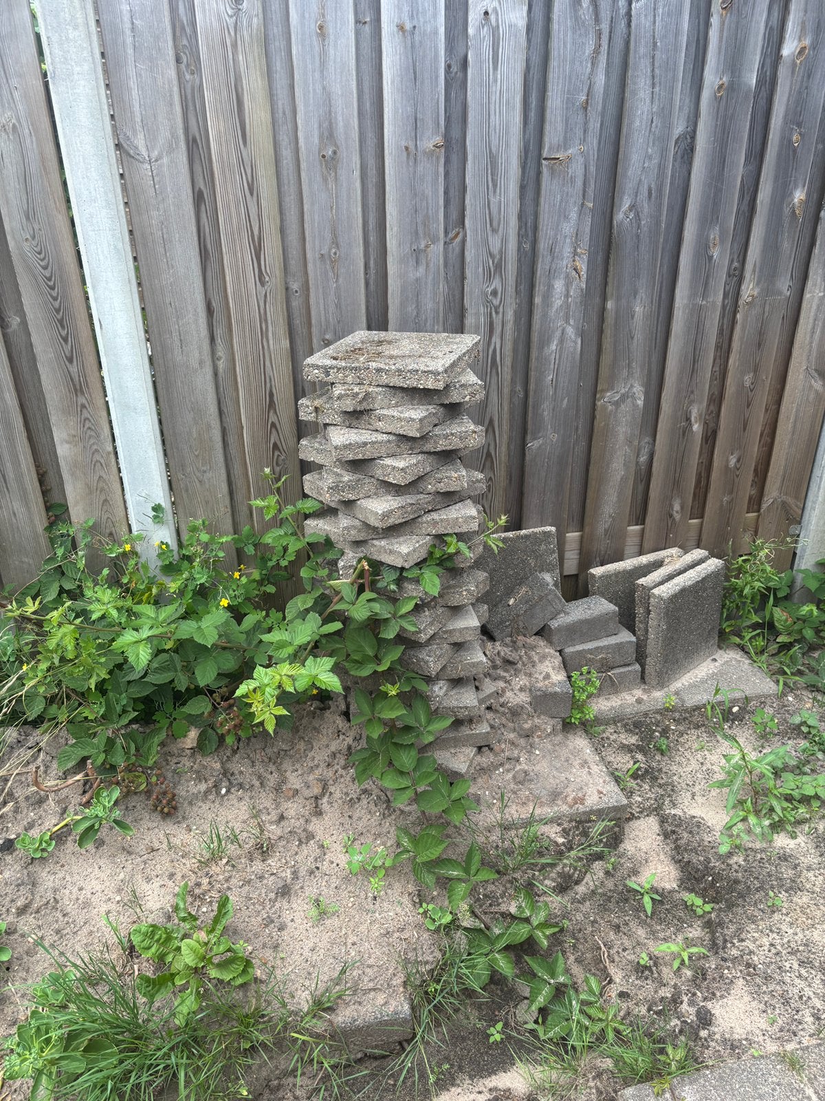 Gratis af te halen: 30x30 betontegels, Ophalen, Gebruikt, 5 tot 10 m², Beton