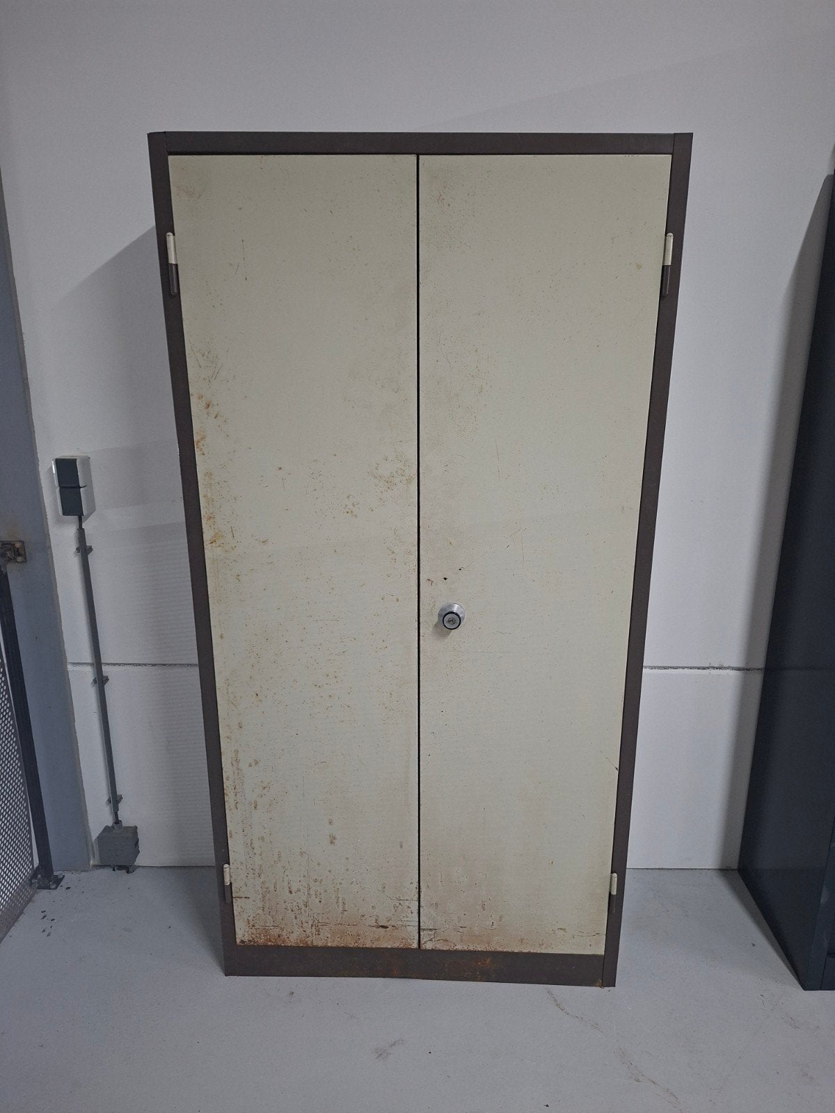 Vintage metalen archiefkast met 4 planken, Ophalen, Gebruikt, 100 tot 150 cm, 150 tot 200 cm
