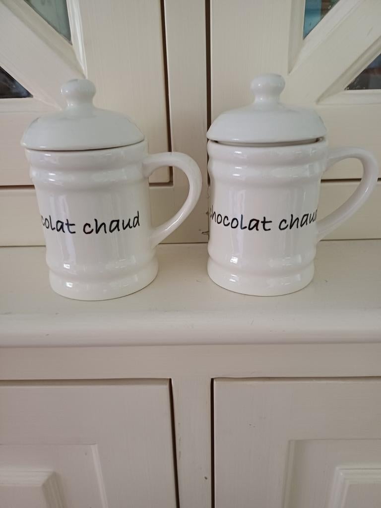 2 Hot chocolat bekers Riviera Maison, Ophalen of Verzenden, Zo goed als nieuw, Overige stijlen, Kop(pen) en/of Schotel(s)