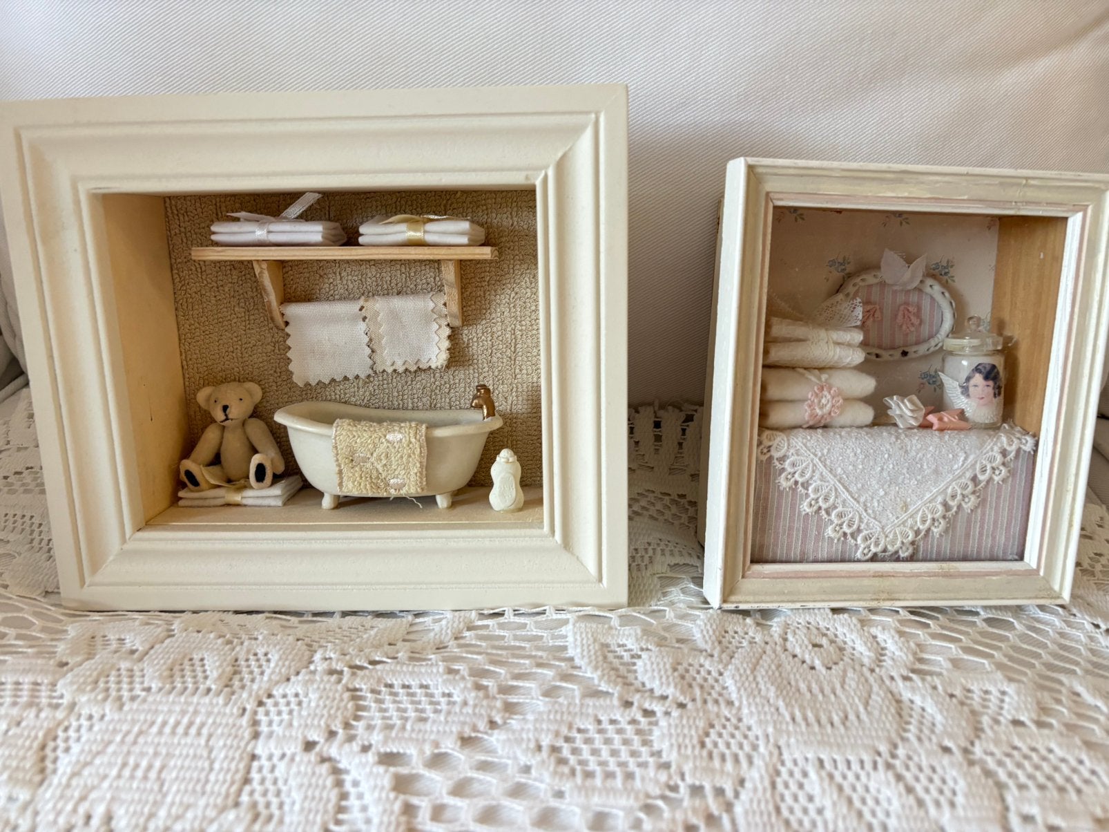 Schattige Brocante Schilderijen Badkamer Miniatuur, Ophalen of Verzenden