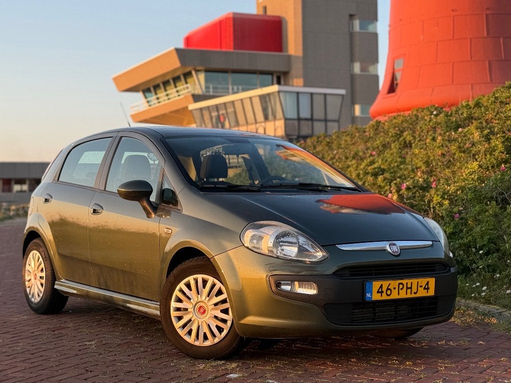 Fiat Punto 1.3 Multijet 62KW 5DR 2011 Airco/Cruise/PDC, Voorwielaandrijving, Zwart, 4 cilinders, Origineel Nederlands