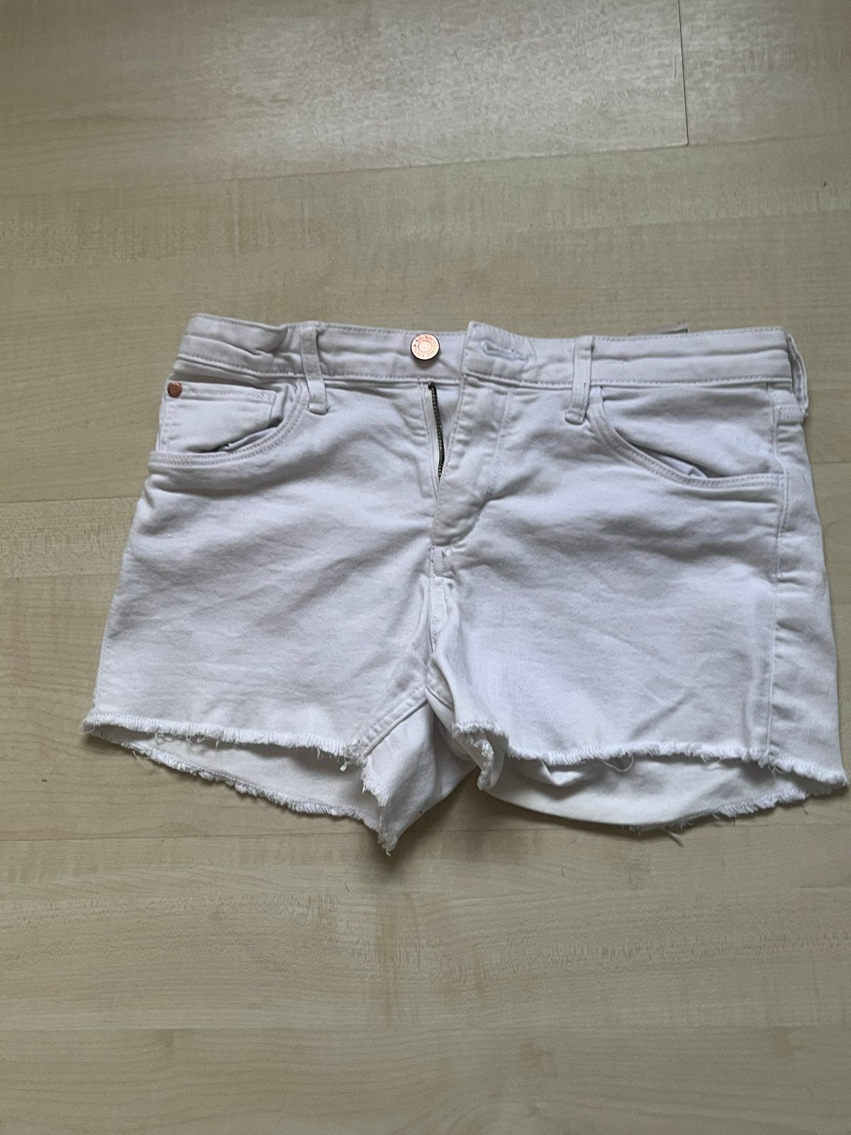 Witte denim shorts met gerafelde zoom maat 152, Ophalen of Verzenden, Zo goed als nieuw
