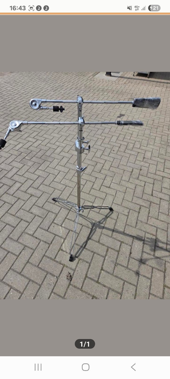 Percussie standaard met koeienbellen, Ophalen, Gebruikt, Overige merken
