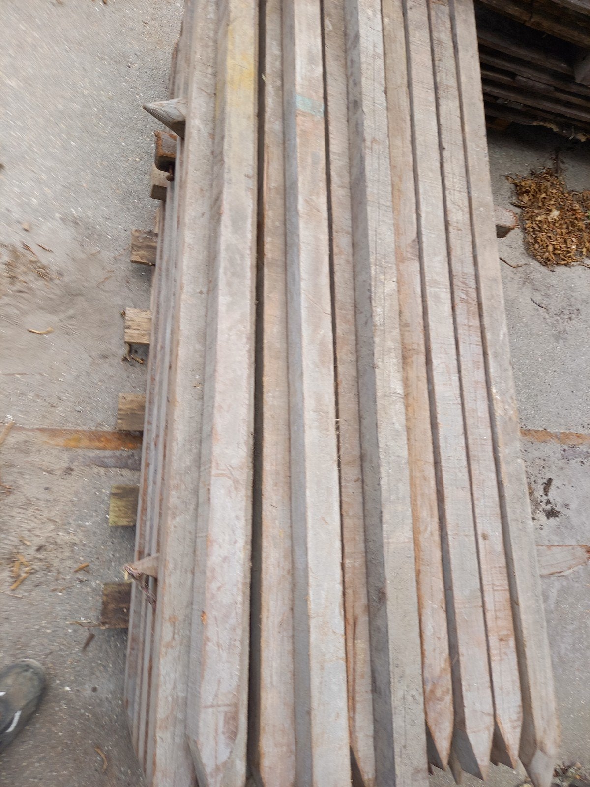 8 azobe tuinpalen 6x6 175 cm lang. 3,75 per paal., Tuin en Terras, Ophalen, Gebruikt, Minder dan 180 cm, Palen