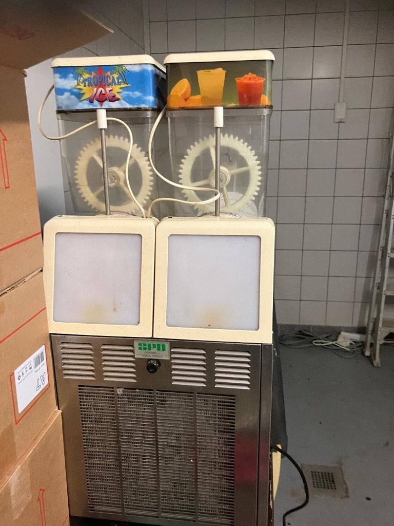 Slushpuppy machine, Ophalen, Gebruikt