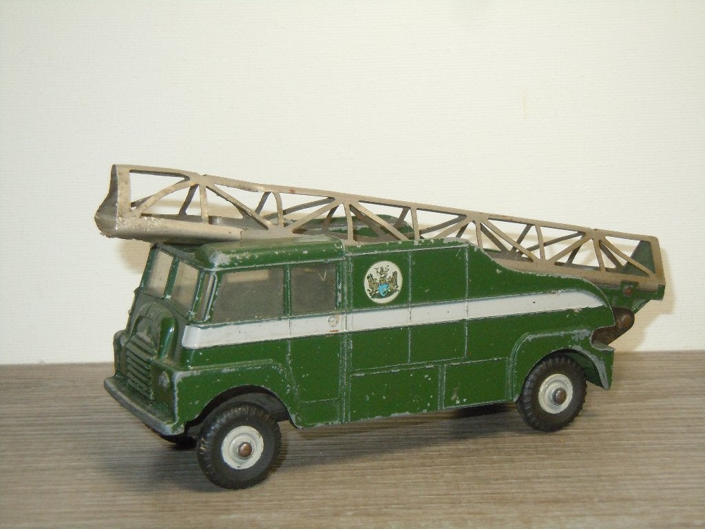 TV Extending Mast Vehicle - Dinky Toys 969 England, Gebruikt, Engeland, Auto, Verzenden