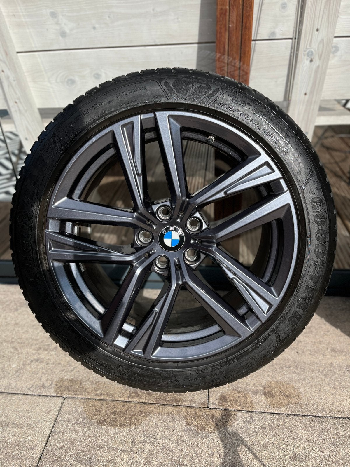 OEM BMW i4 G26 Styling 853 18” winterset – Goodyear – TPMS, 18 inch, 245 mm, Banden en Velgen, Winterbanden