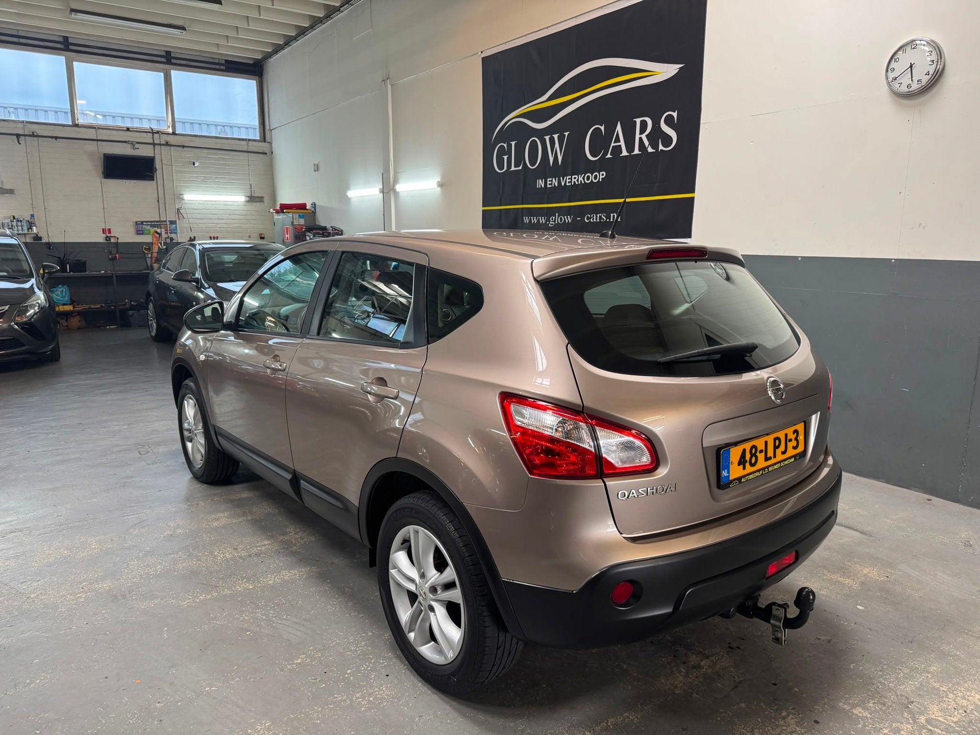 Nissan Qashqai 2.0 Acenta 4WD |AUT|CAMERA|CRUISE|STOEL.VERW|, Auto's, Nissan, Stof, Gebruikt, Zwart, Bruin
