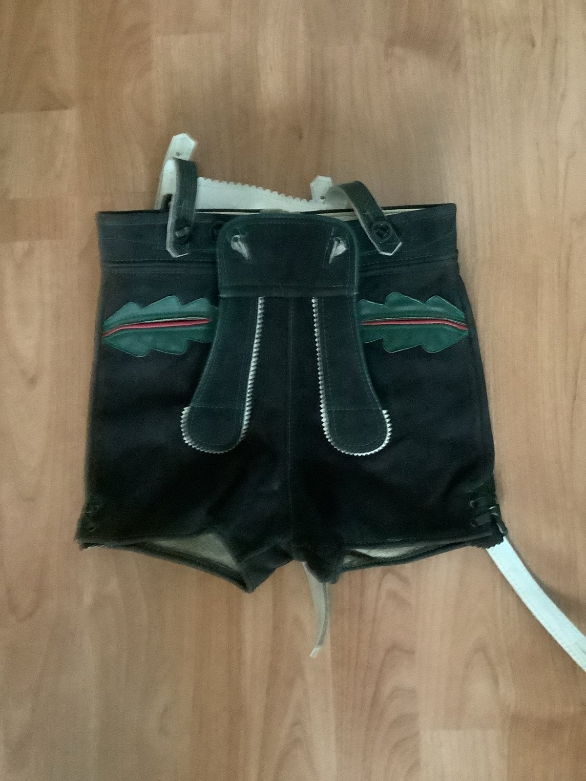 Stoere Lederhose voor Kinderen - Feest & Spel, Ophalen of Verzenden, Zo goed als nieuw, Jongen of Meisje