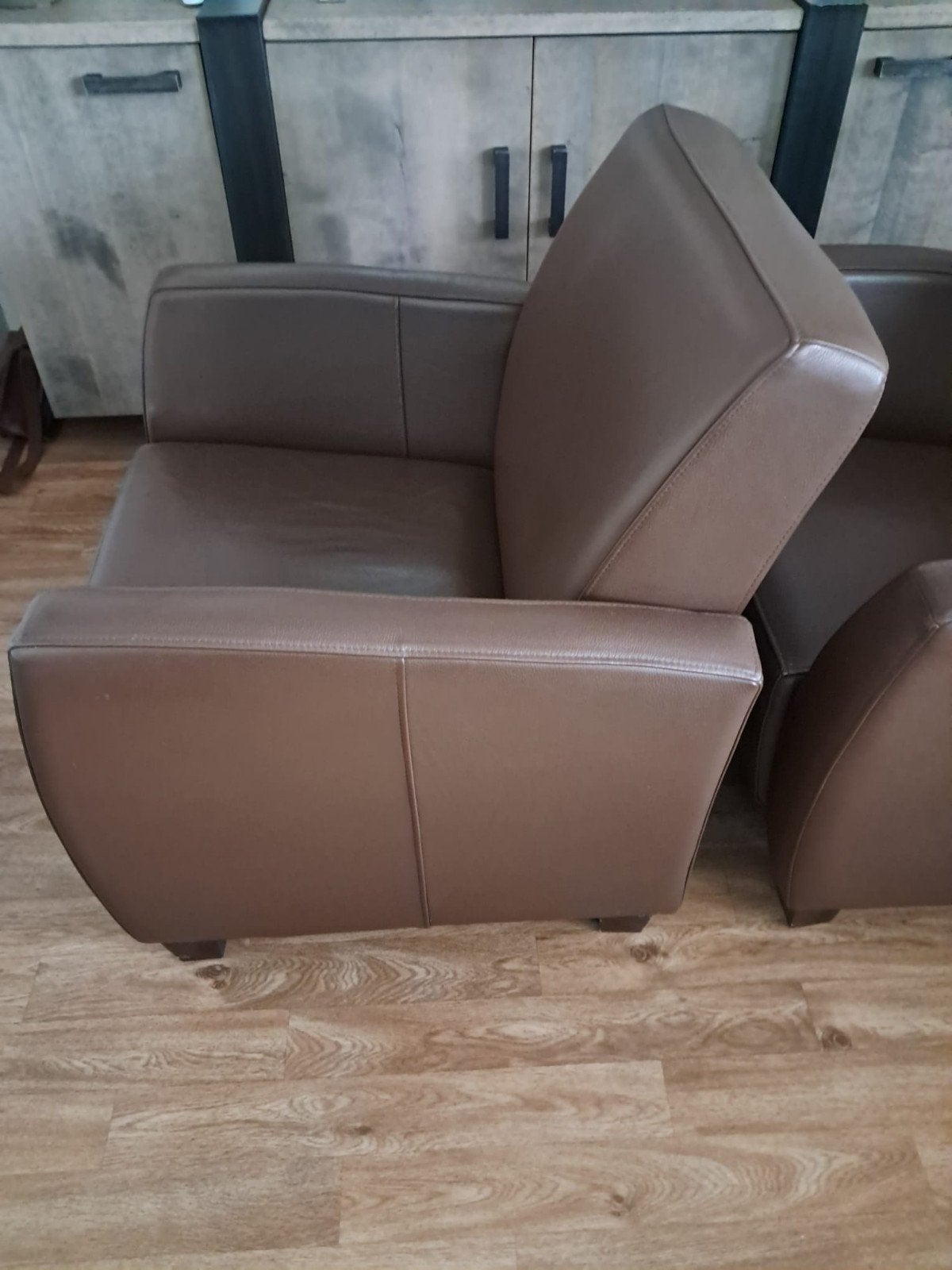 2 zgan leren stoelen, kleurbruin, Ophalen, Zo goed als nieuw, 75 tot 100 cm, Minder dan 150 cm