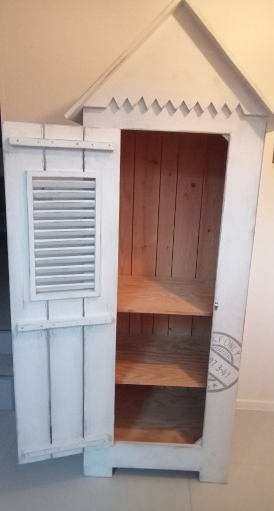 IGS 2 X HOUT STRANDHUISKAST KINDERKAST KLEDINGKAST, Ophalen, Gebruikt, 50 tot 70 cm, 105 cm of meer