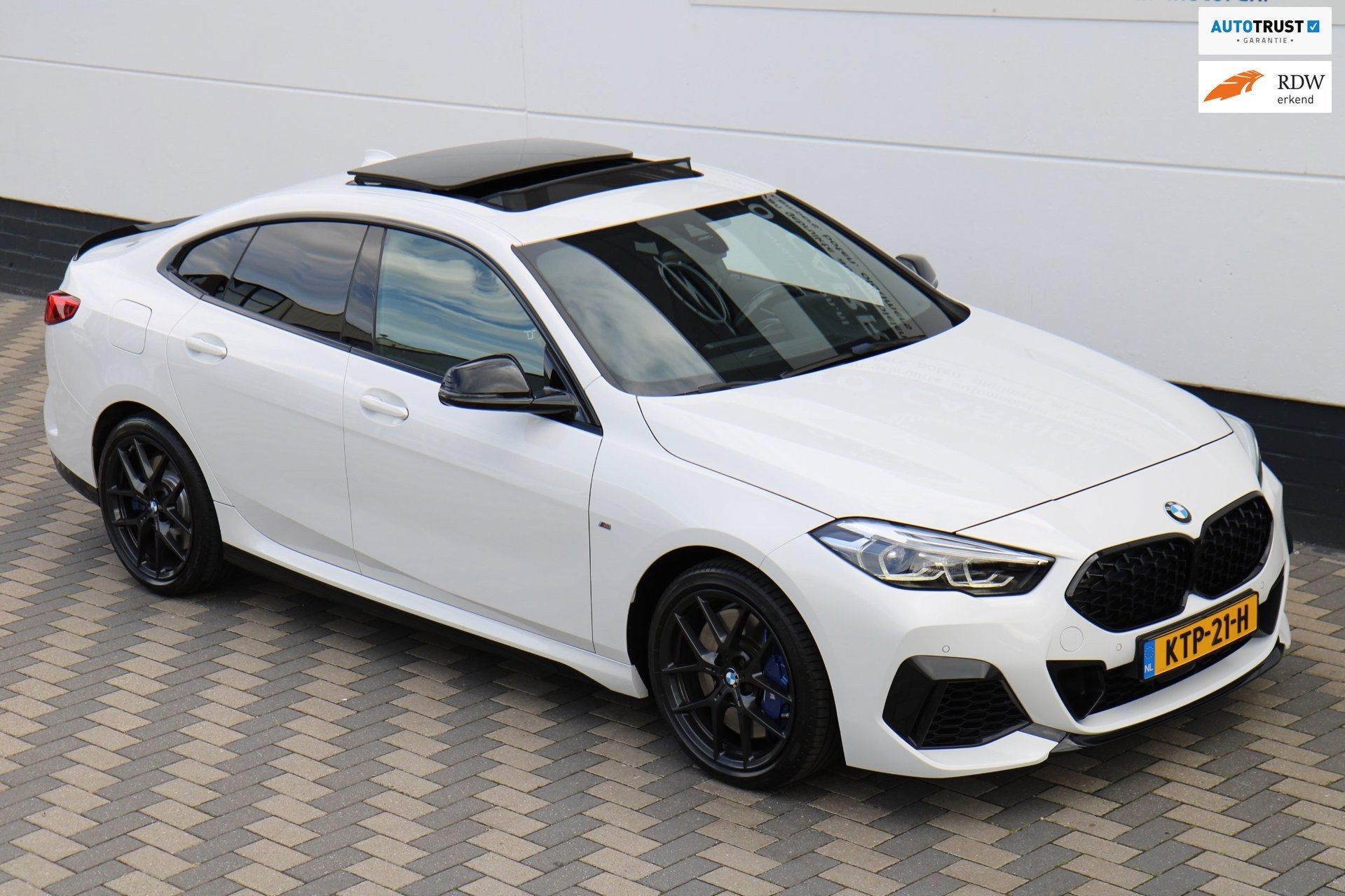 BMW 2-serie Gran Coupé M235i xDrive High Executive Carplay, Auto's, Automaat, Gebruikt, Zwart, 4 cilinders