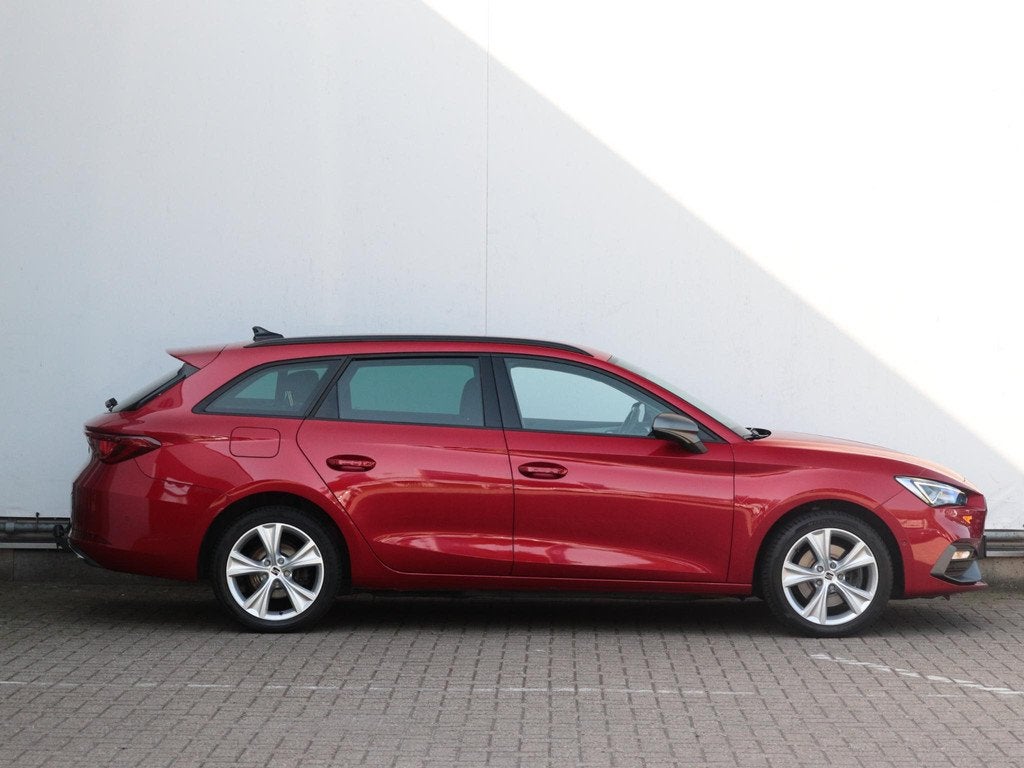 SEAT Leon Sportstourer 1.4 TSI eHybrid PHEV FR | Trekhaak |, Auto's, Seat, 1556 kg, Stof, Gebruikt, Euro 6