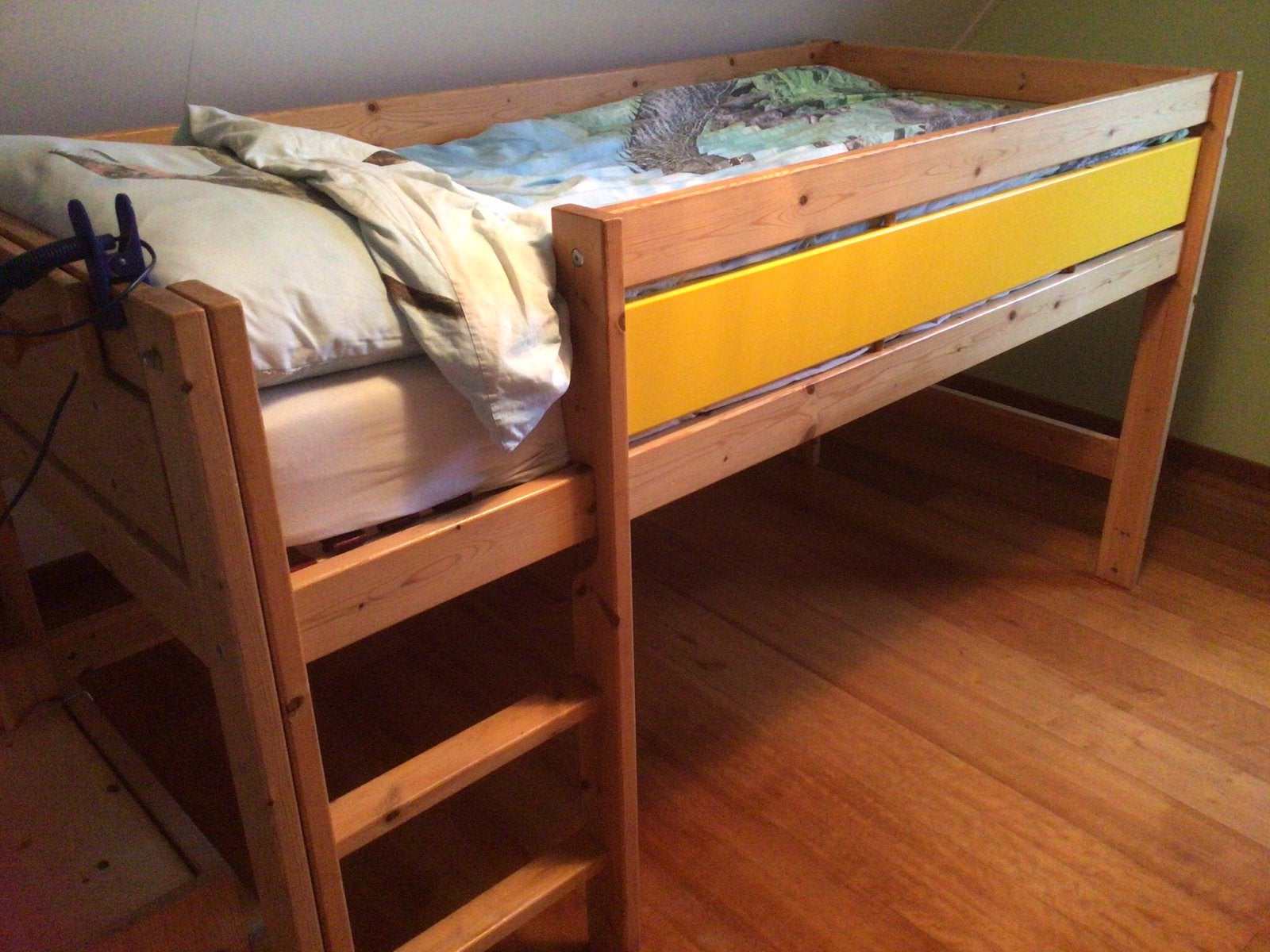 Kinderkamer, bed, bureau en kast, Kinderen en Baby's, Ophalen, Gebruikt