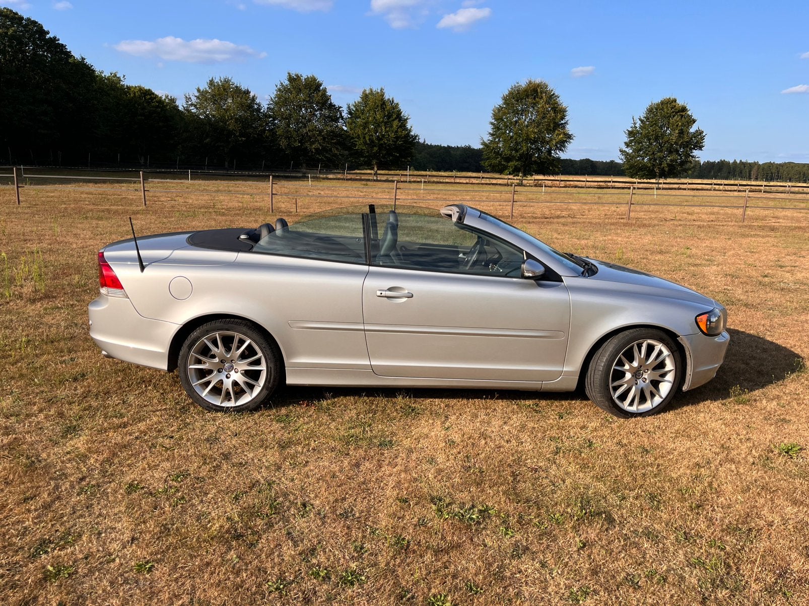 Volvo C70 Cabriolet - automaat - 145.721 km, Auto's, Volvo, C70, Zwart, 197 €/maand, Cabriolet
