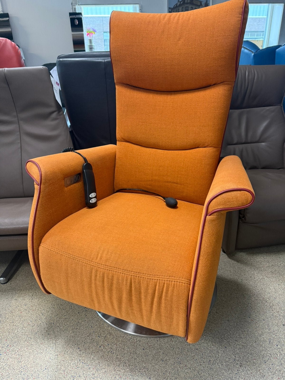Gebruikt & nieuw sta op relax stoel/fauteuil gratis bezorgd, Ophalen of Verzenden, Zo goed als nieuw, Leer, Ruim 100 modellen in alle kleuren en maten met garantie