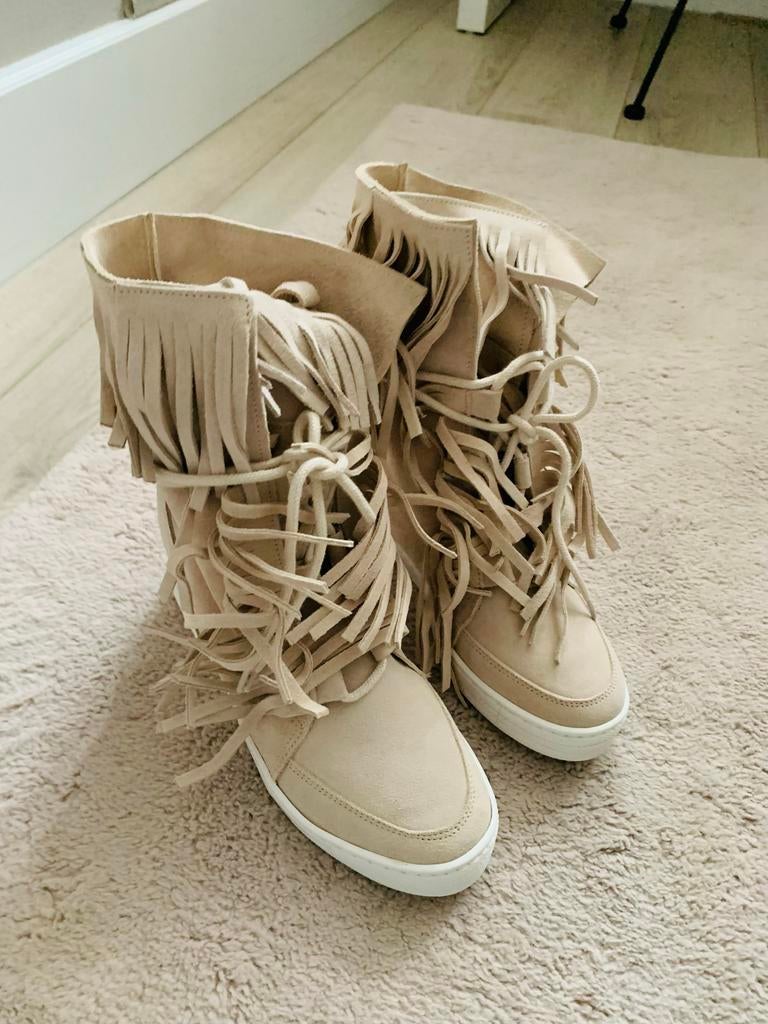 Nieuwe Helbut Boho Laarzen Franje Suède Camel Mt. 38, Beige, Lage of Enkellaarzen, Nieuw, Ophalen of Verzenden