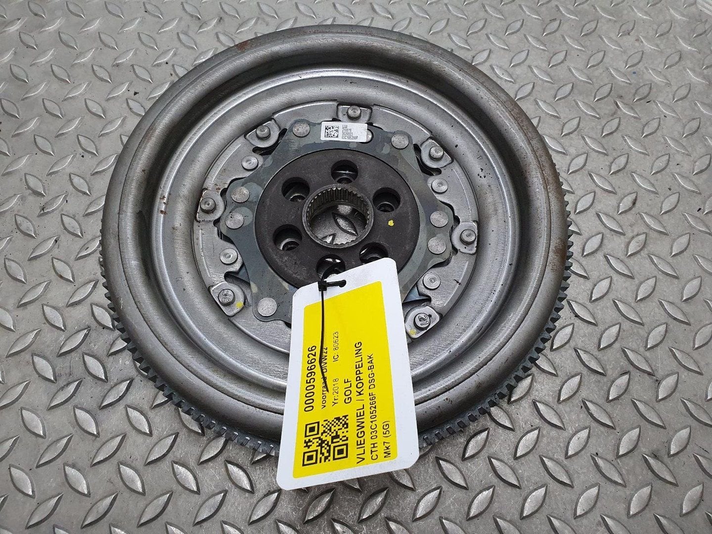 VOLKSWAGEN GOLF VLIEGWIEL / KOPPELING 2018, Auto-onderdelen, Motor en Toebehoren, Gebruikt, ARN erkend, Stiba lid, Erkend duurzaam