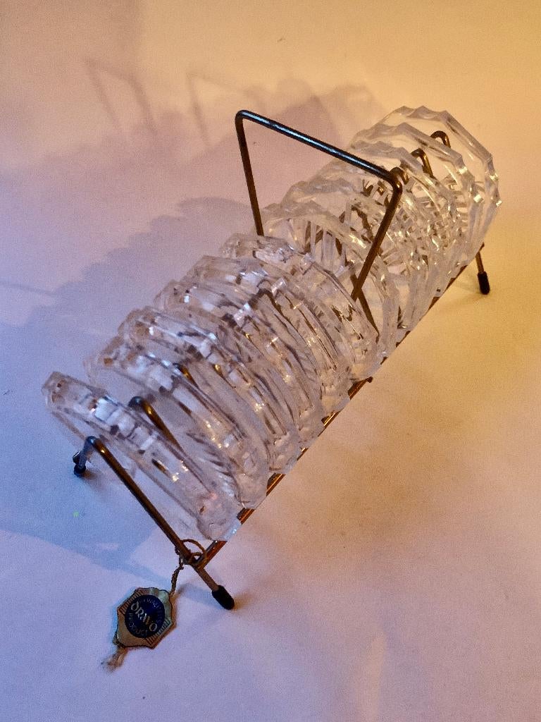 Vintage Onderzetters in Rekje - Oravo Kristal of glas, Ophalen of Verzenden, Zo goed als nieuw, Glas of Kopje