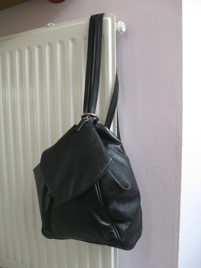 Zwart leren rugtasje ook als schoudertas goede staat, Ophalen of Verzenden, Zo goed als nieuw, Zwart, Leer