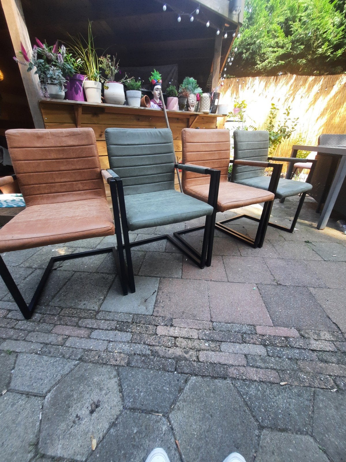 Set van 4 eetkamerstoelen voor €40-, Huis en Inrichting, Stoelen, Ophalen, Overige kleuren, Modern, Industrieel, Zo goed als nieuw
