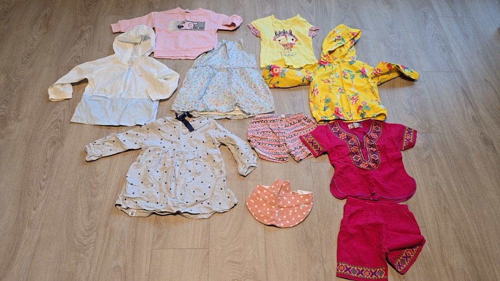 Kledingpakket voor meisjes - diverse stijlen en maten, Kinderen en Baby's, Babykleding | Overige, Ophalen of Verzenden, Gebruikt