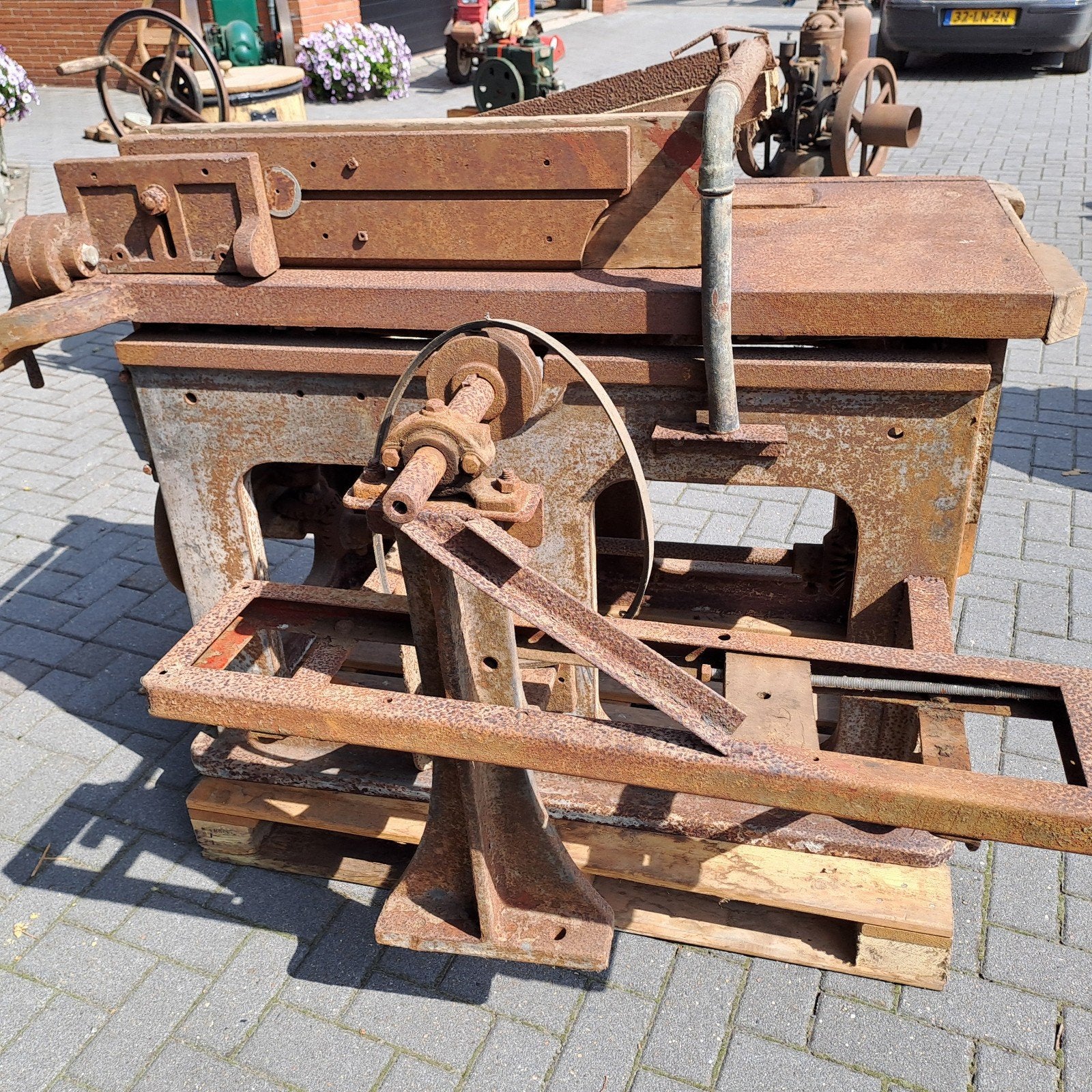 Gietijzeren zaagtafel, Hobby en Vrije tijd, Ophalen, Spinnewiel